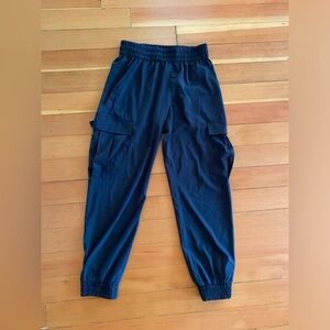 Aritzia TNA Cargo Lounge Pants - S